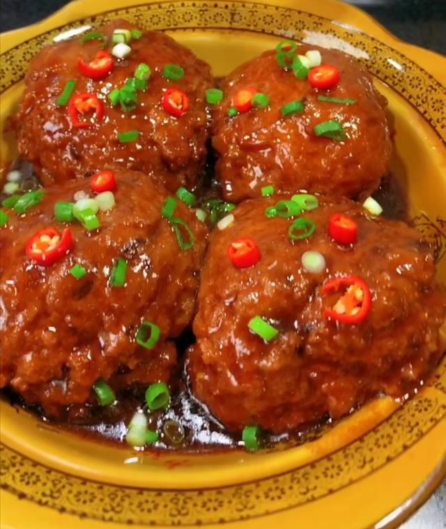 鲜青红辣椒酱的做法:解锁家常美食的独特风味